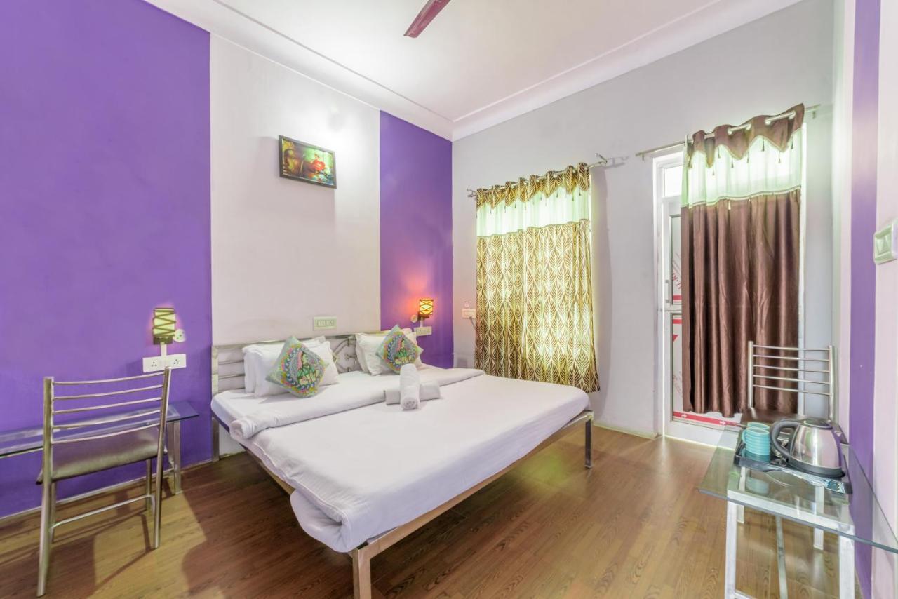 มูสตาเช ปุษกร Hostel พุชการ์ ภายนอก รูปภาพ